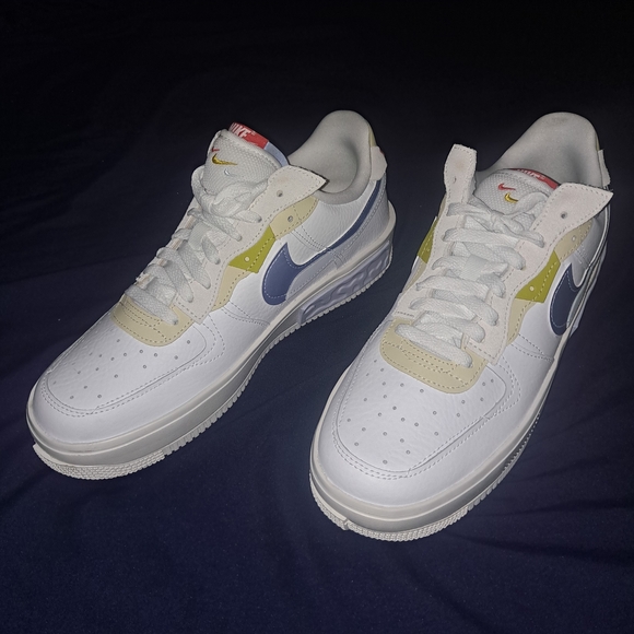 Nike Air Force 1 Women's Sz.11.5 - Picture 3 of 15